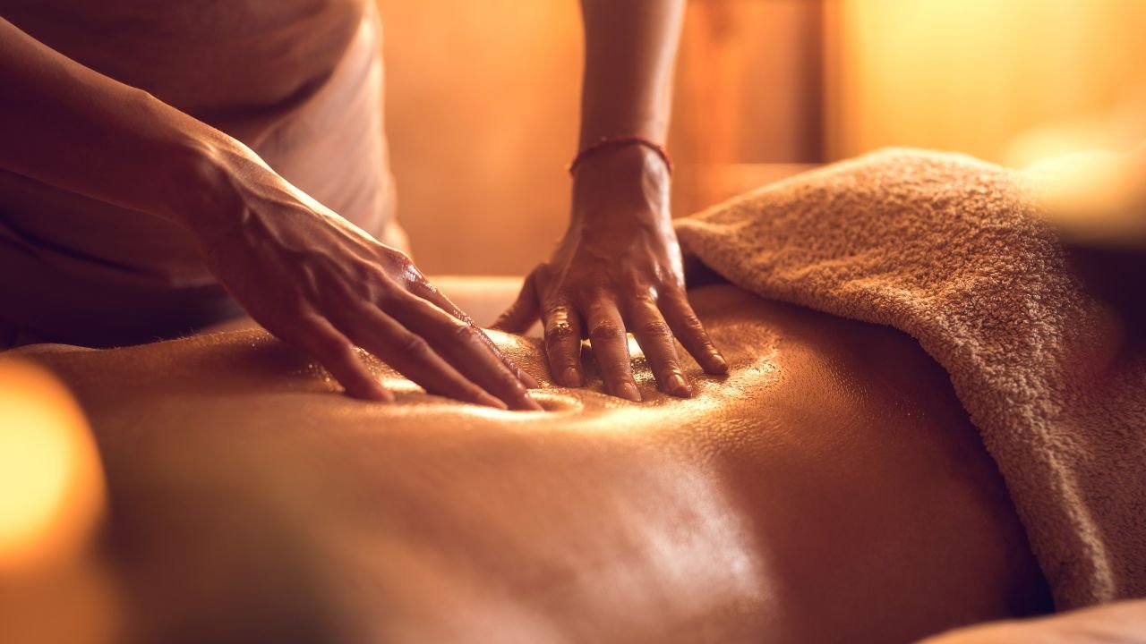 how to massage sciatica trigger points